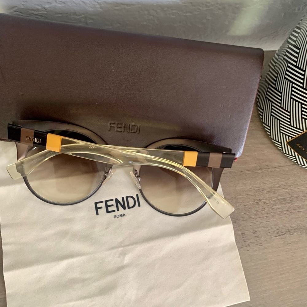 Excellent preloved authentic Fendi sunglasses